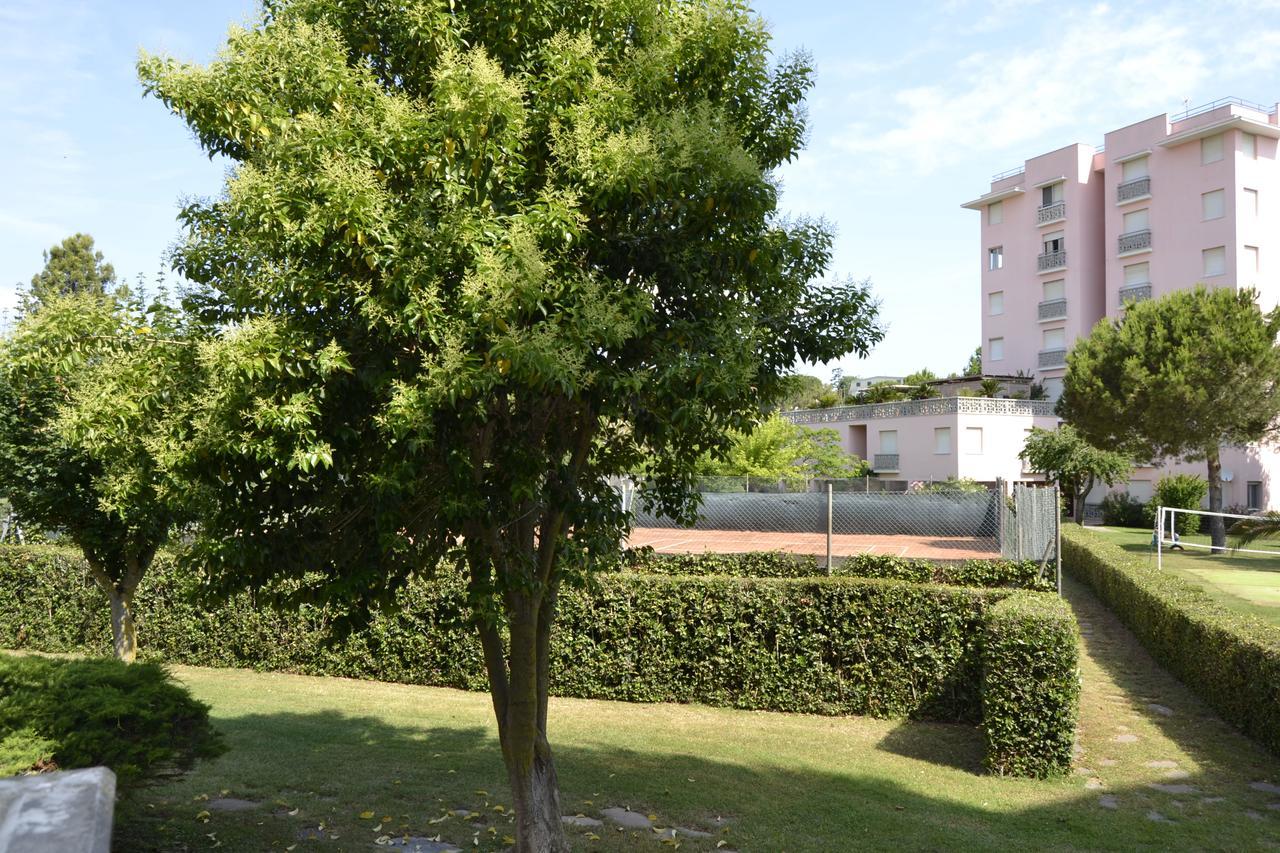 Residence Conero P. T. Blocco E Marcelli Exteriér fotografie